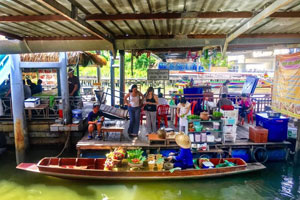 Taling Chan Floating Market