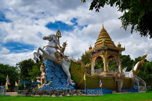 Wat Chai Chumpol Chana Songkhram