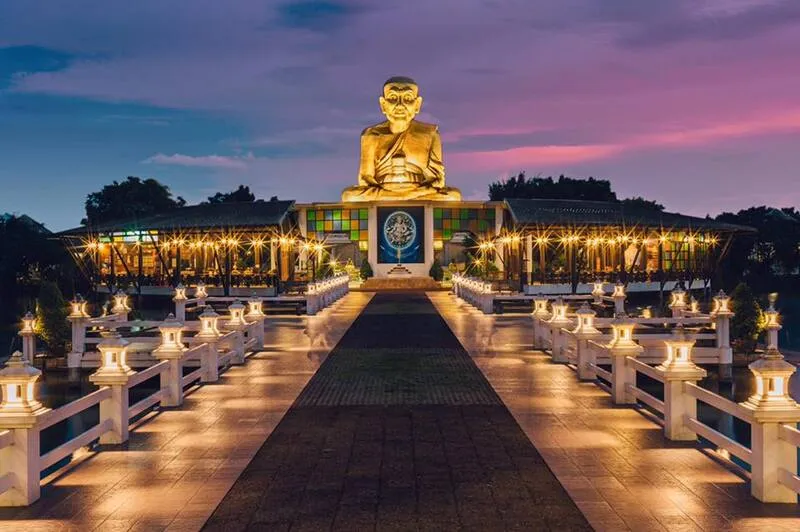 Phutthathat Maharat Park