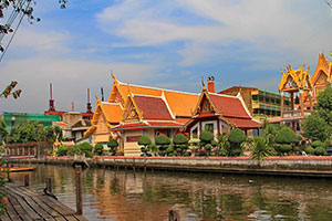 วัดใหม่ยายนุ้ย วัดใหม่ยายนุ้ย