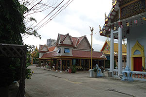 วัดขจรศิริ (วัดขอม) วัดขจรศิริ (วัดขอม)