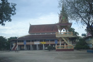 วัดสุขาราม (สามแยก)