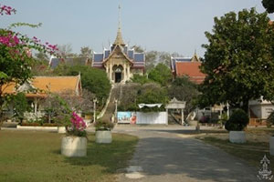 วัดสันติคิรีศรีบรมธาตุ