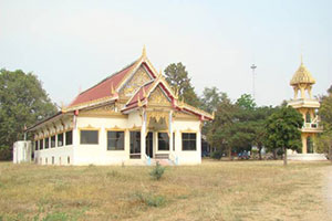 วัดสระกลอย