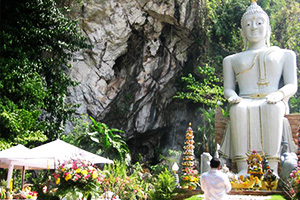 วัดถ้ำเขาประทุน วัดถ้ำเขาประทุน