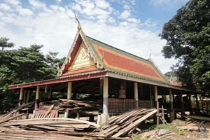 วัดบ้านเพชร