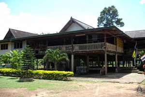วัดท่าม่วง