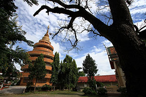 Wat Rong Tham Samakkhi Wat Rong Tham Samakkhi