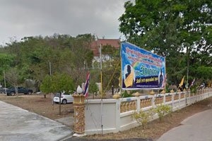 วัดเขาลอย
