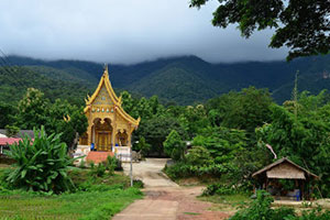 วัดบ้านกลาง วัดบ้านกลาง