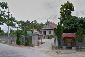 วัดริมร่อง