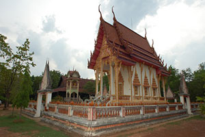 วัดสว่างเนินกุง