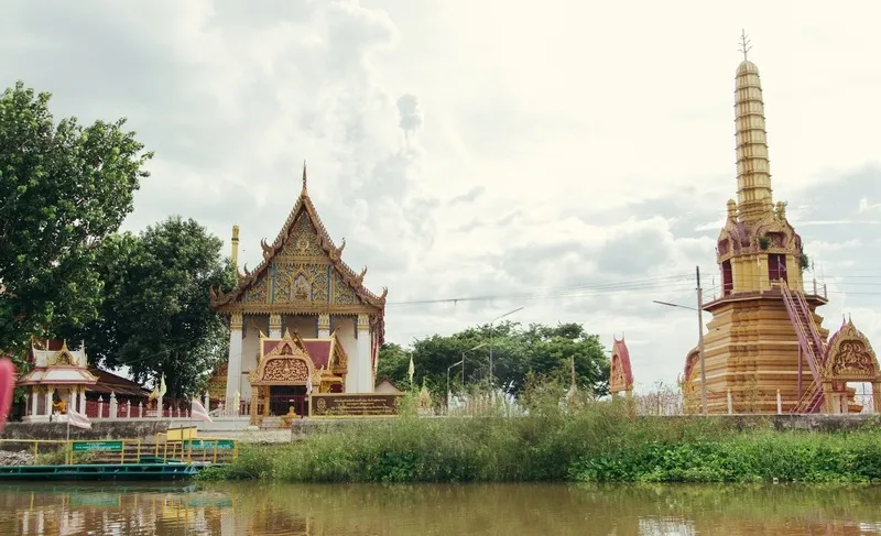 วัดบางจัก