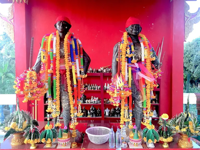 Chao Pho Muang Shrine