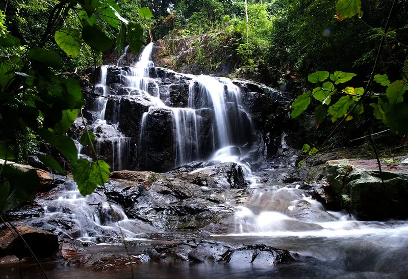 Kaeng Salad Dai Waterfall
