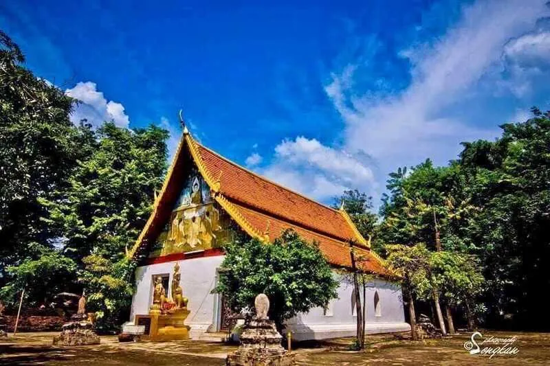 Wat Tha Phra Charoen Prot (Wat Ban Maklua) Wat Tha Phra Charoen Prot (Wat Ban Maklua)