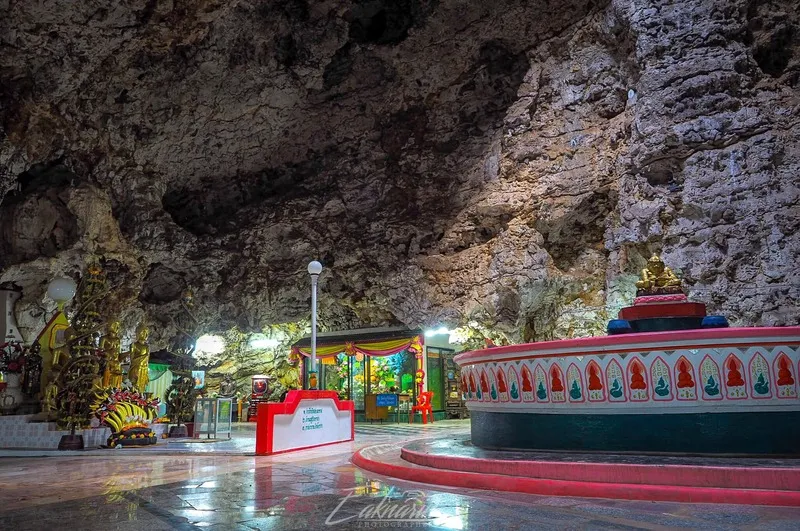 Wat Tham Phon Sawan Wat Tham Phon Sawan