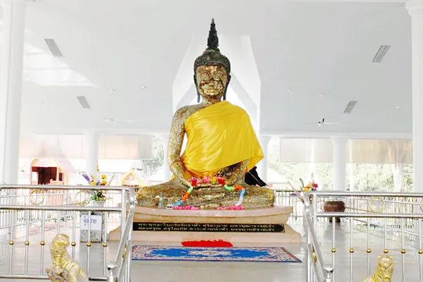 Luang Pho Dam Luang Pho Dam
