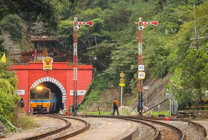 อุโมงค์รถไฟขุนตาน อุโมงค์รถไฟขุนตาน