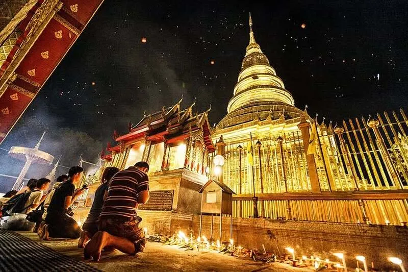 The Watering Ceremony of Phra Boromathat Hariphunchai The Watering Ceremony of Phra Boromathat Hariphunchai