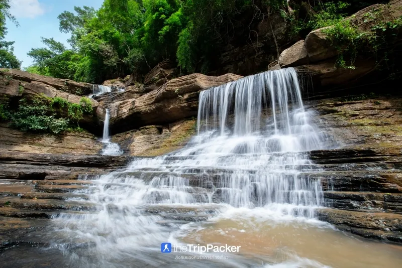 Tat Yai Waterfall Tat Yai Waterfall