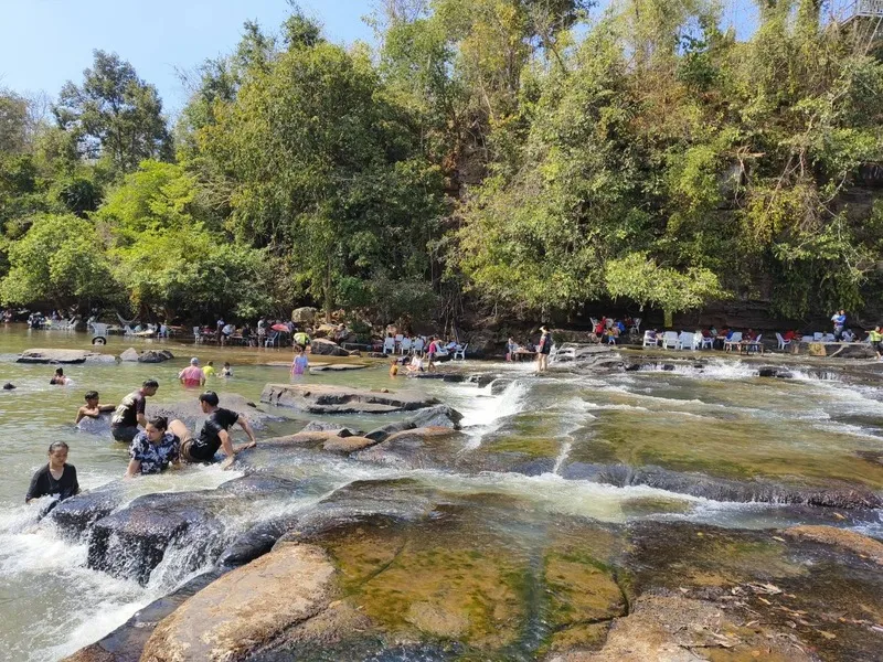 Kaeng Sang Waterfall