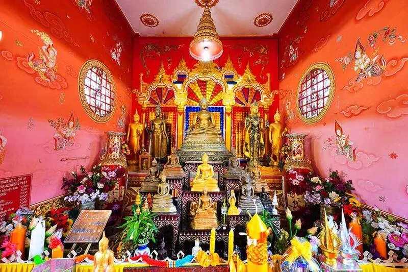Luang Pho Phet (Wat Tha Thanon)