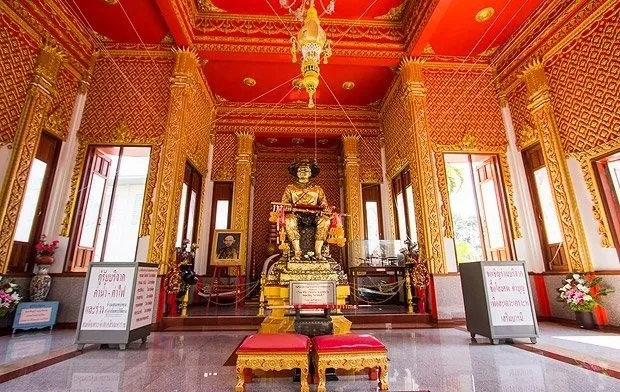 King Taksin the Great Shrine