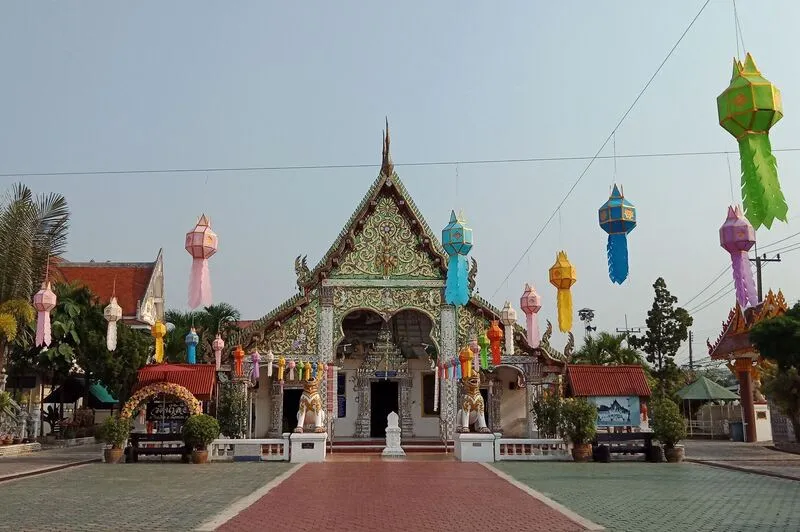 Wat Nam Lom