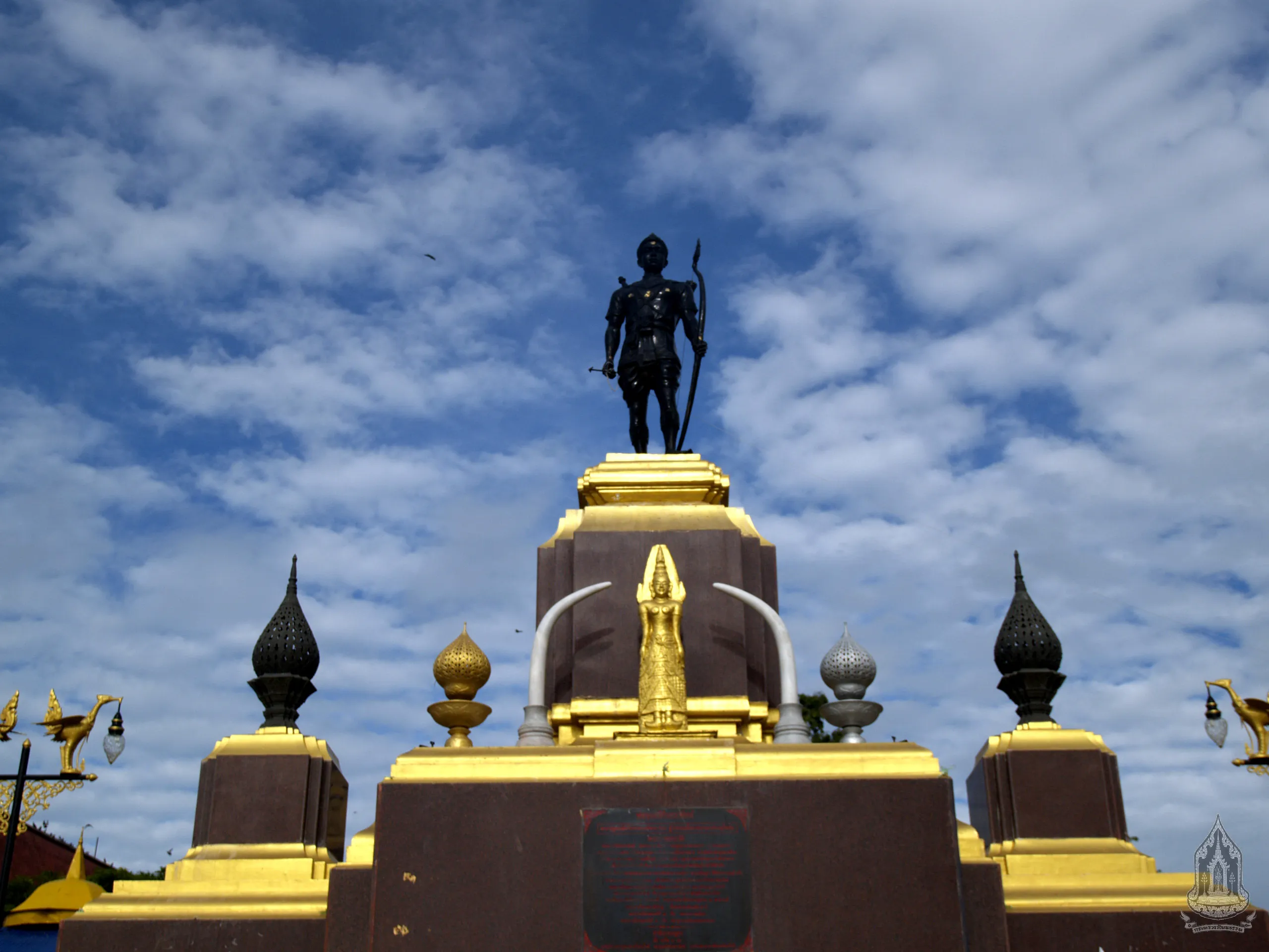 Pho Khun Si Indrathit monument Pho Khun Si Indrathit monument