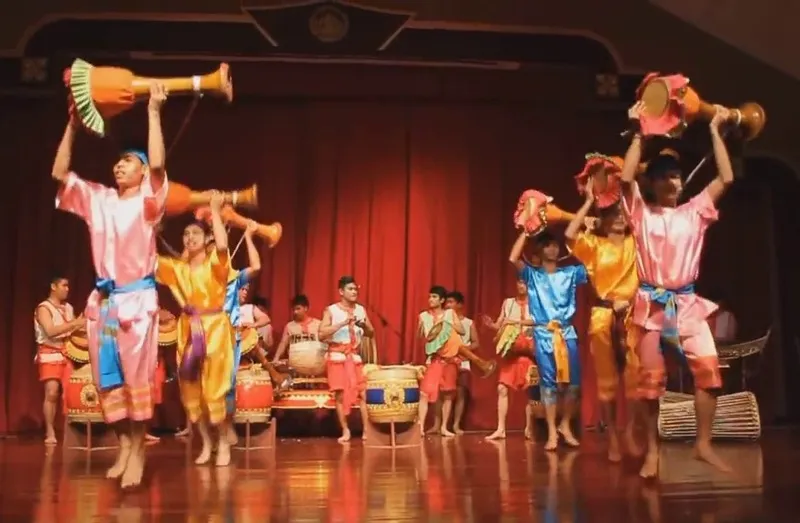 Long Drum Tradition Long Drum Tradition