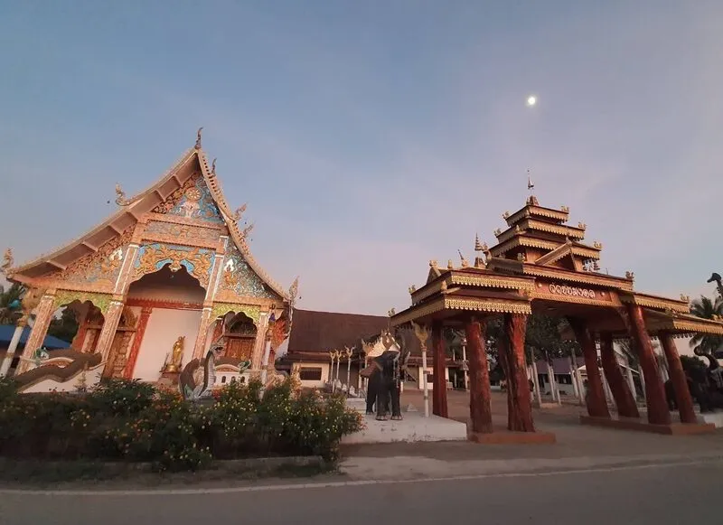 Wat Chai Mongkhon