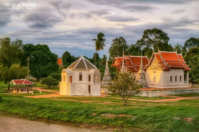 Wat Uposatharam (Wat Bot Manorom)