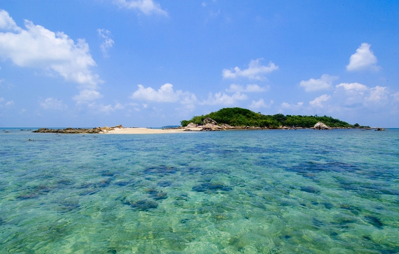 Koh Man Klang and Koh Man Nok