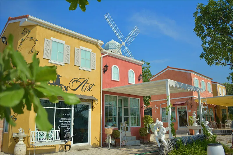 Golden Hill Village