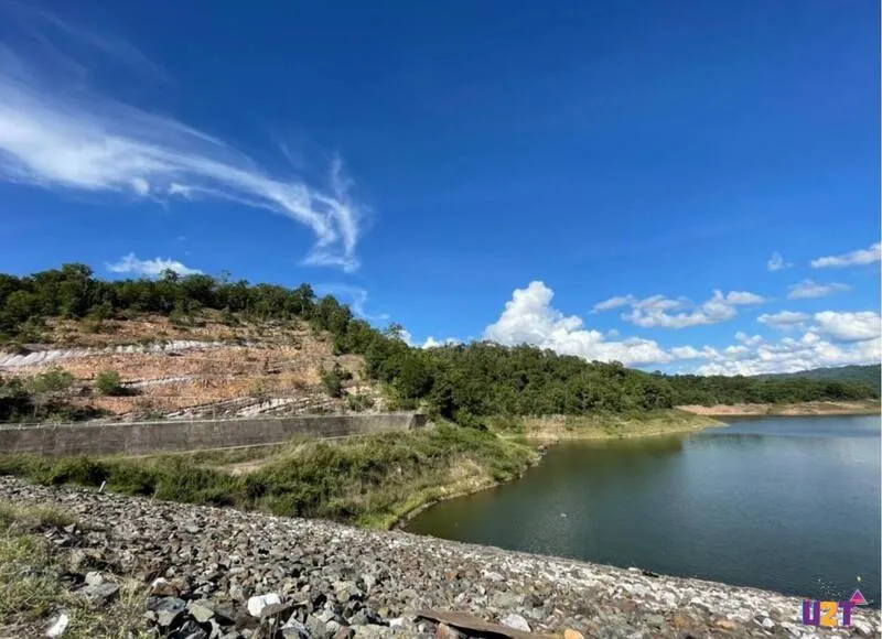 Khlong Tron Reservoir