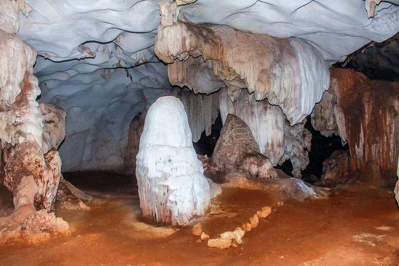 Saen Harn Cave