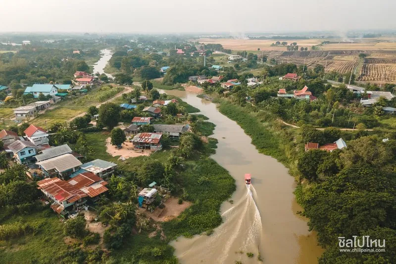 Cruise Along the Noi River