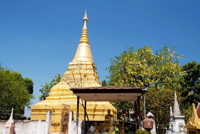Wat Mani Banphot