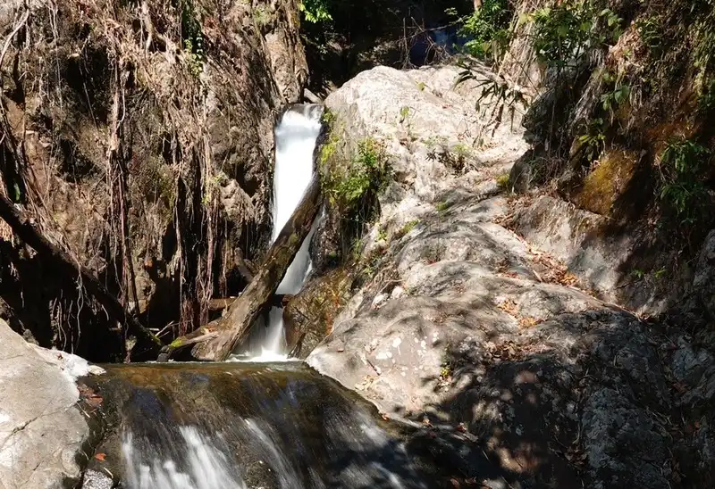 Pong Din Waterfall
