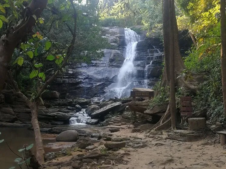 Dat Mok Waterfall