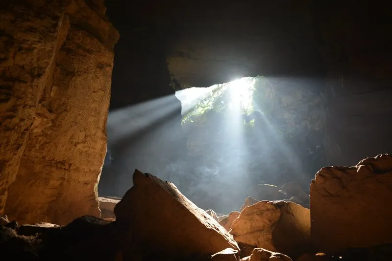 Pha Phueng Cave Pha Phueng Cave