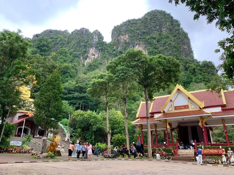 Chao Pho Phawo Shrine