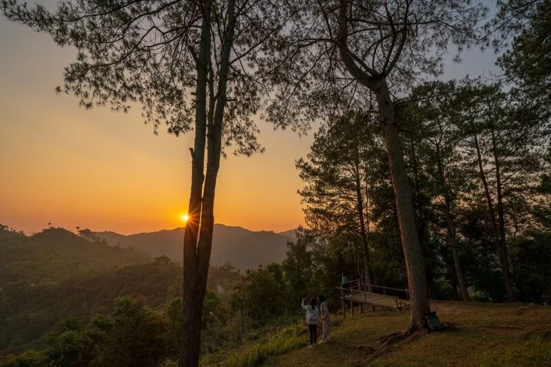Taksin Maharat National Park