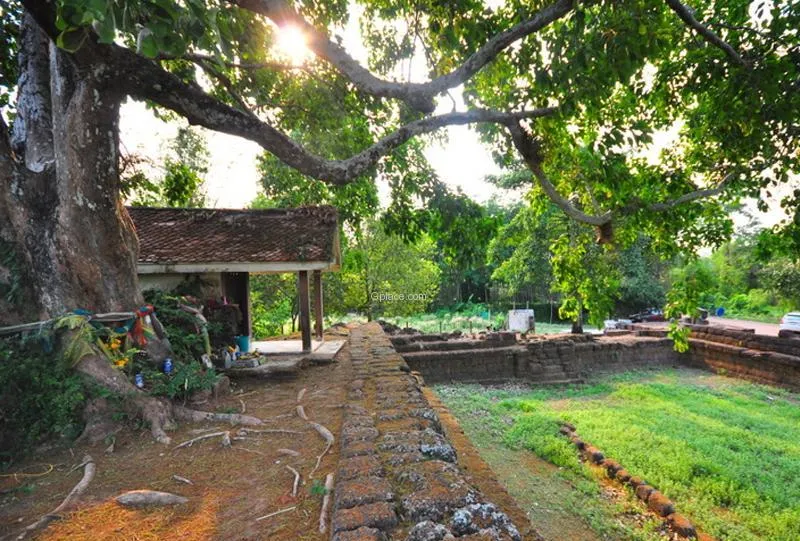 Peniat Ancient City