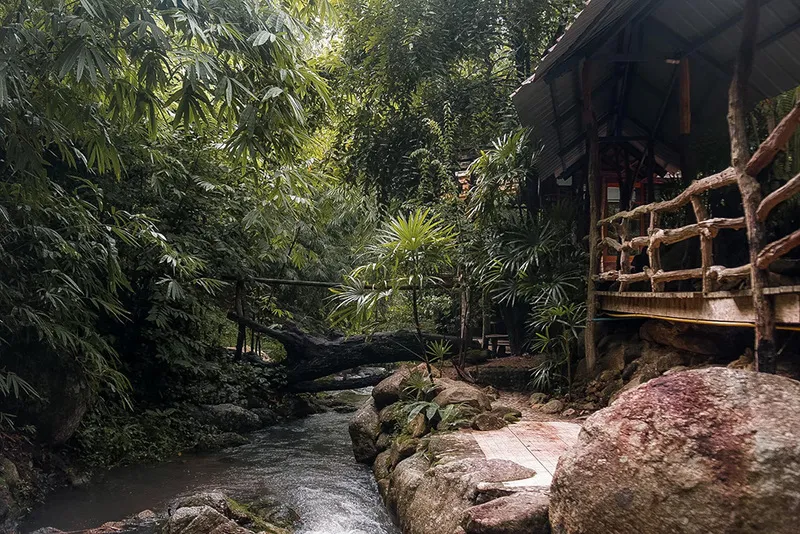 Mon Huai Nam Sai Village