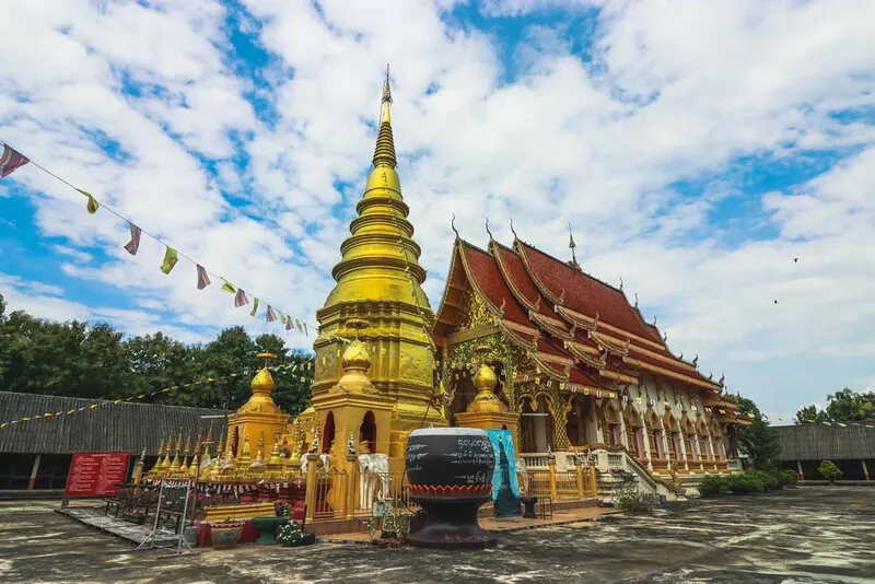 Wat Phra That Duang Dao (Wiang Chedi) Wat Phra That Duang Dao (Wiang Chedi)