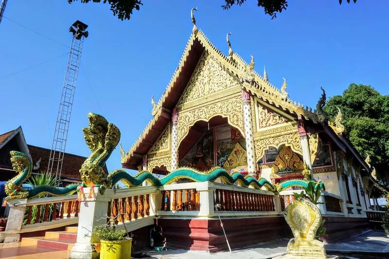 Wat Nam Lom