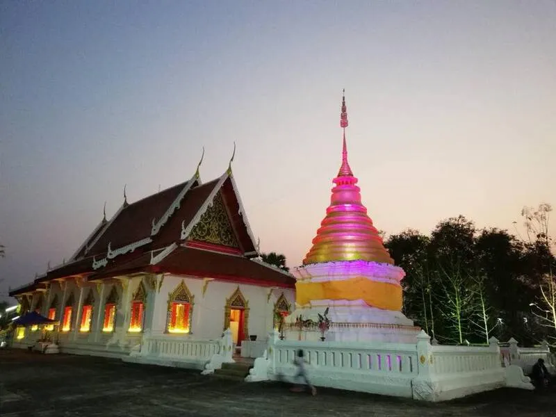 Wat Mon Sirichai
