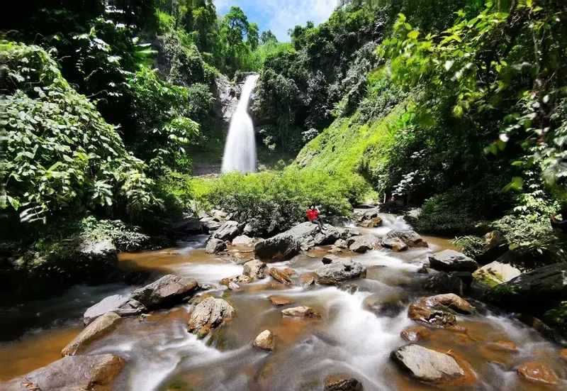 Tado Kui Waterfall